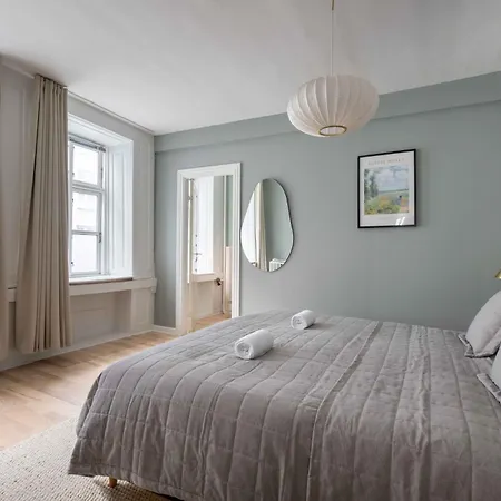 Spacious Tivoli Gardens W 3 Bedrooms