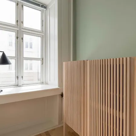 Spacious Tivoli Gardens W 3 Bedrooms Appartement *