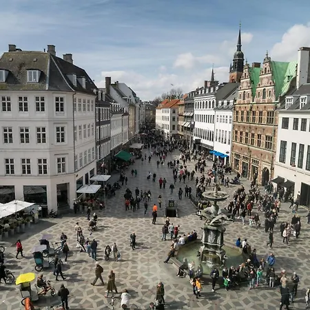 Spacious Tivoli Gardens W 3 Bedrooms شقة *